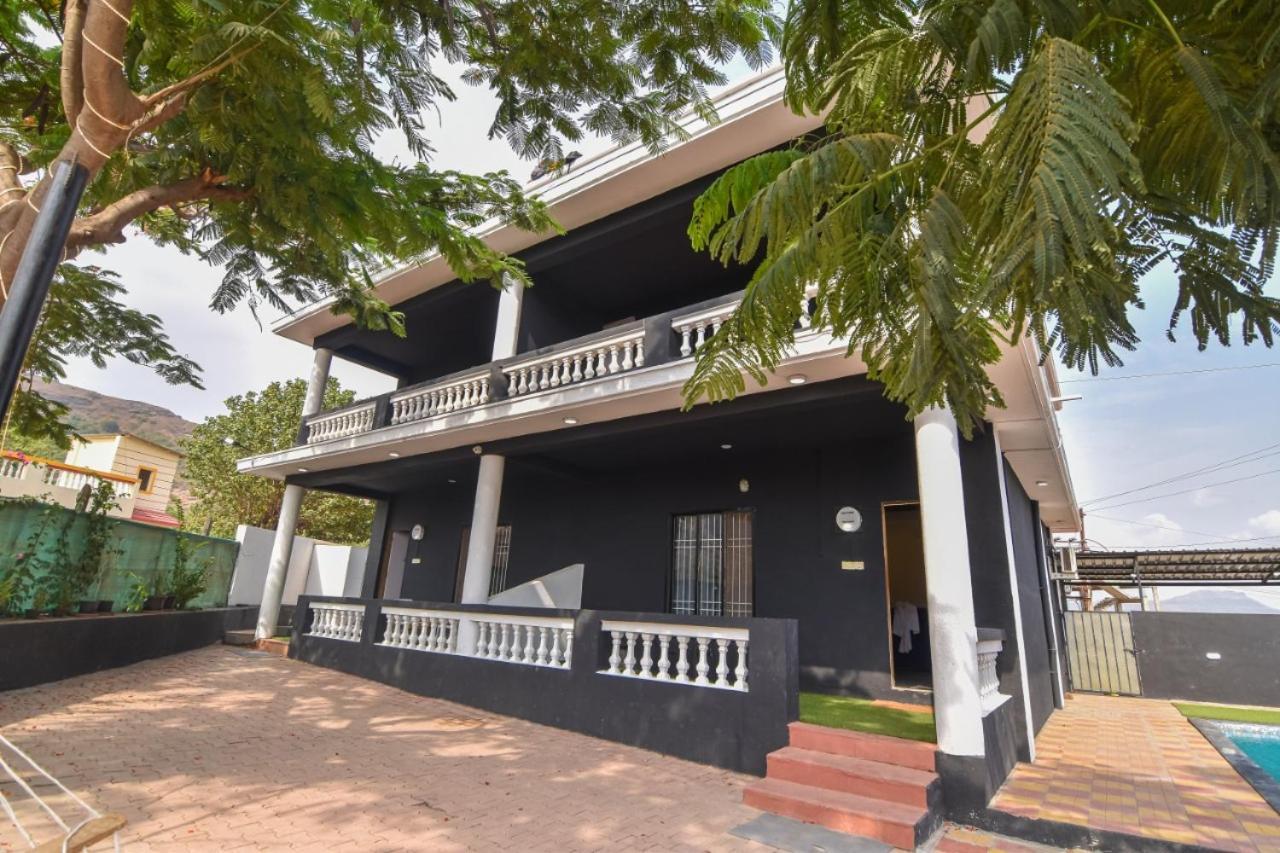 Empyrean Stay Ll 3Bhk Ll Black Horse Villa Ll Ac Ll Private Pool Ll Wifi II Lux Ll لونافالا المظهر الخارجي الصورة
