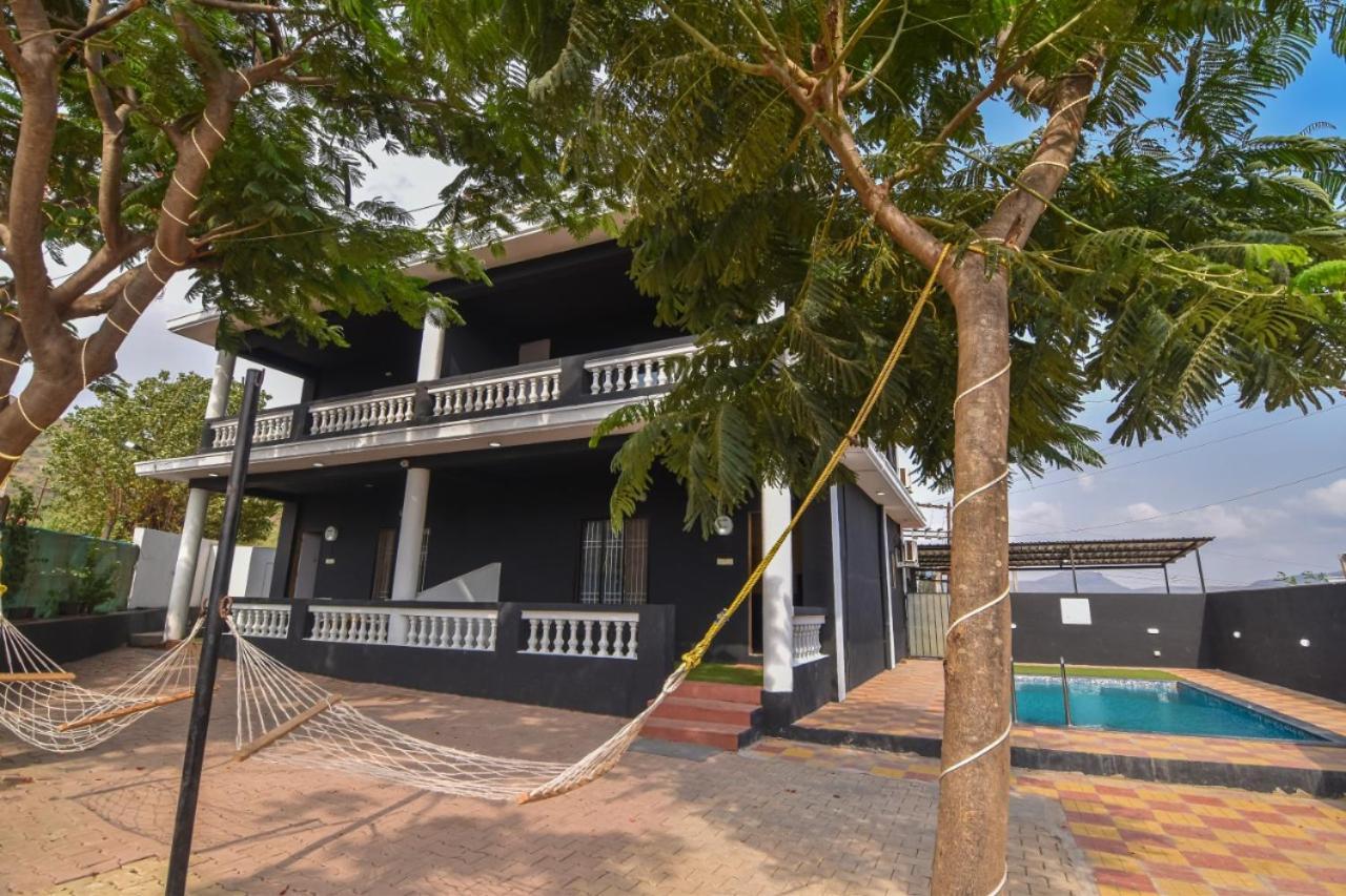 Empyrean Stay Ll 3Bhk Ll Black Horse Villa Ll Ac Ll Private Pool Ll Wifi II Lux Ll لونافالا المظهر الخارجي الصورة