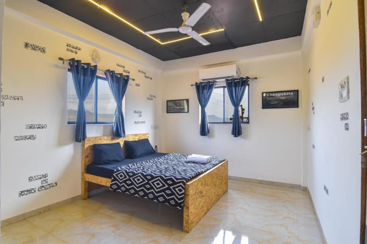 Empyrean Stay Ll 3Bhk Ll Black Horse Villa Ll Ac Ll Private Pool Ll Wifi II Lux Ll لونافالا المظهر الخارجي الصورة