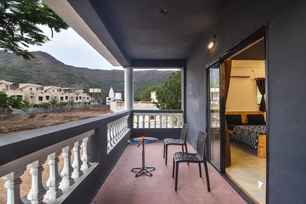 Empyrean Stay Ll 3Bhk Ll Black Horse Villa Ll Ac Ll Private Pool Ll Wifi II Lux Ll لونافالا المظهر الخارجي الصورة
