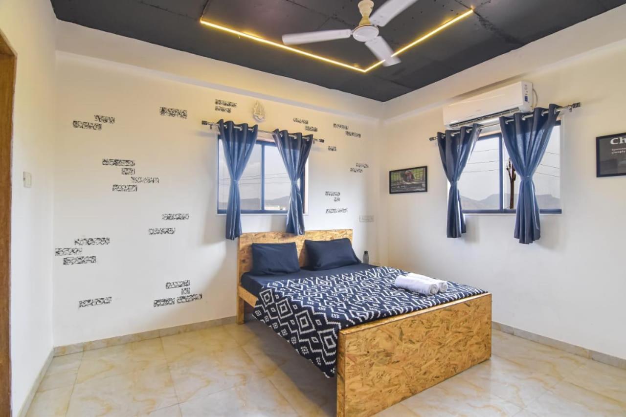 Empyrean Stay Ll 3Bhk Ll Black Horse Villa Ll Ac Ll Private Pool Ll Wifi II Lux Ll لونافالا المظهر الخارجي الصورة