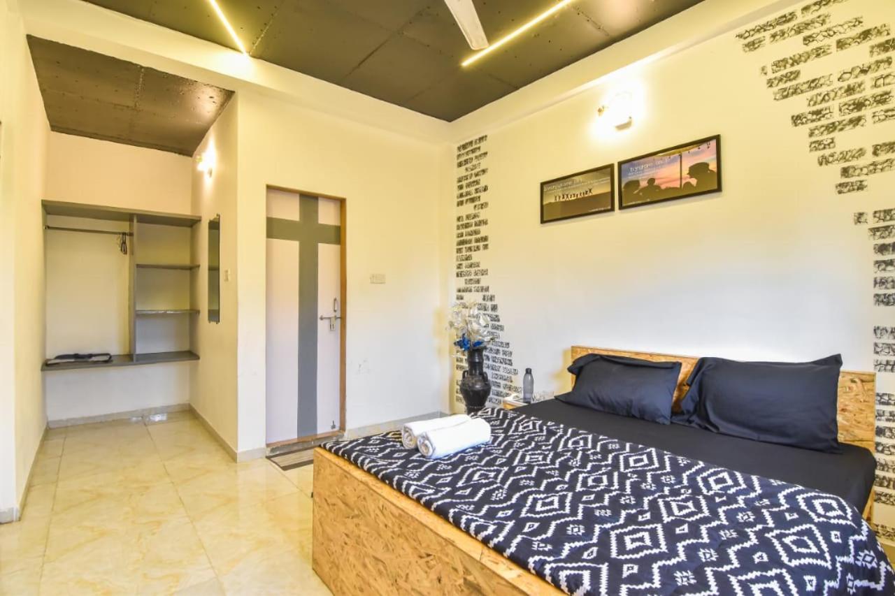 Empyrean Stay Ll 3Bhk Ll Black Horse Villa Ll Ac Ll Private Pool Ll Wifi II Lux Ll لونافالا المظهر الخارجي الصورة