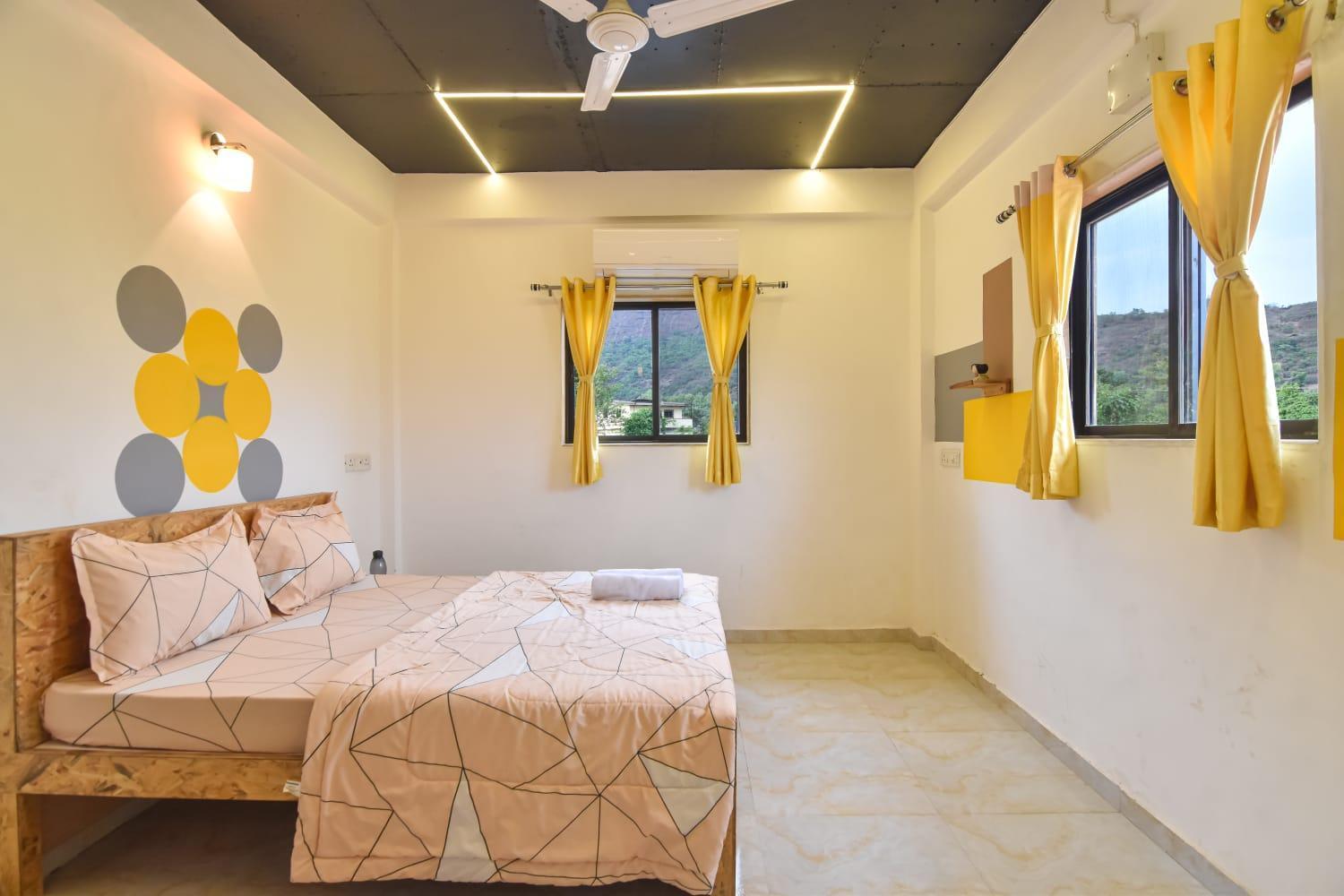 Empyrean Stay Ll 3Bhk Ll Black Horse Villa Ll Ac Ll Private Pool Ll Wifi II Lux Ll لونافالا المظهر الخارجي الصورة